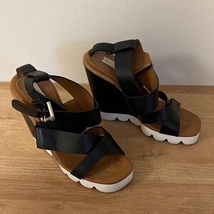 EUC See By Chloe Wedges Black Leather With White Lug Sole